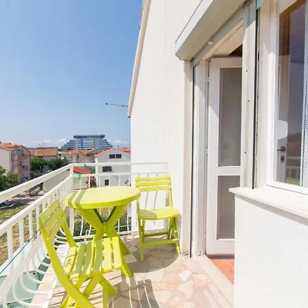 Ivan Apartment *